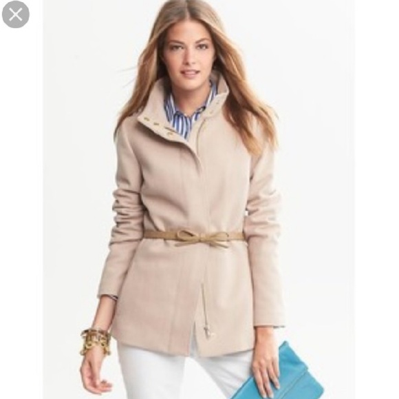 Banana Republic Jackets & Blazers - Banana Republic Tan Wool Coat with Bow Belt